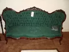 WALN UT VICTORIAN SOFA