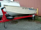 Boat w/motor 