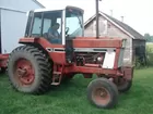 International 1086 tractor