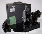 Singer 221-1 Featherweight sewing mach.